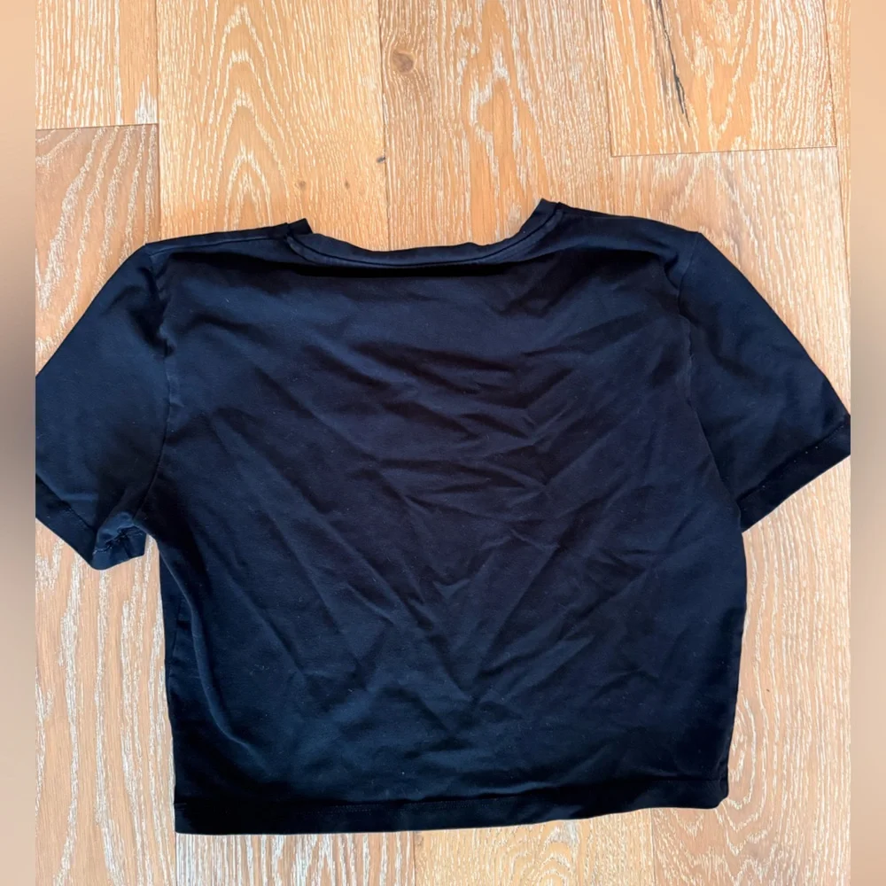 Zara black crop top tee - Picture 3 of 3